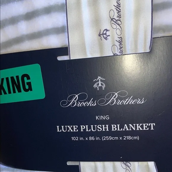 Brooks Brothers Luxe Plush King Blanket in White and Light Gray Stripes - Picture 3 of 13